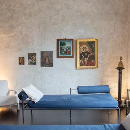 Tutt 'E Sant Luxury Rooms Naples Exterior photo