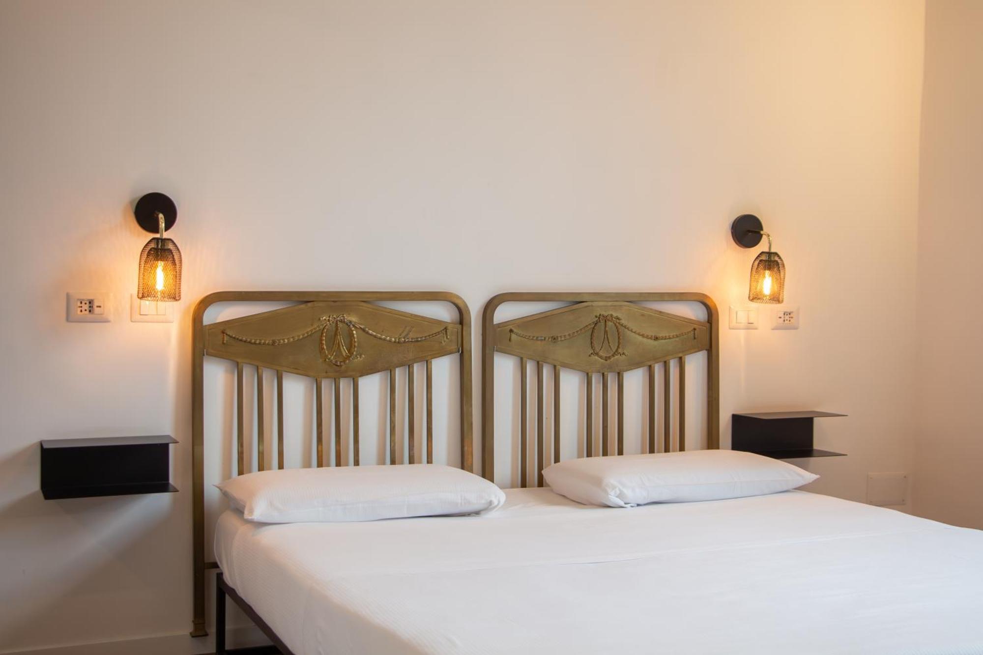 Pensión Tutt 'e Sant Luxury Nápoles